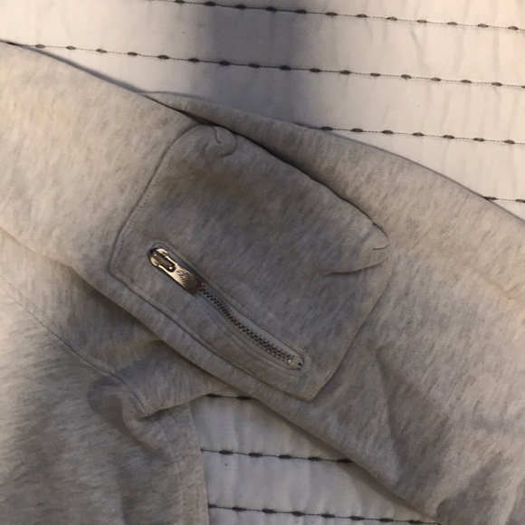 Zip up Nike jacket - Picture 3 of 3